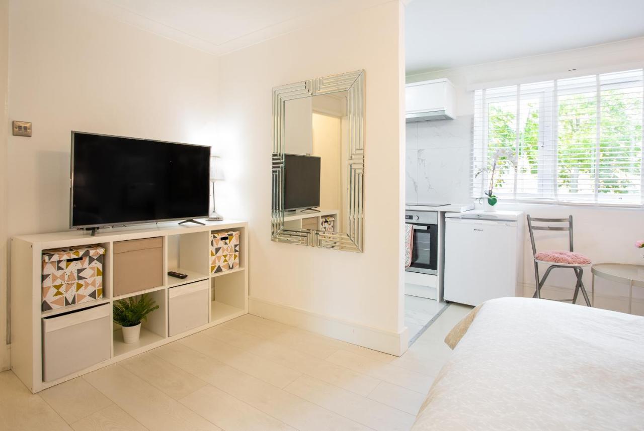 Modern Apartment Close To Central London Exterior photo